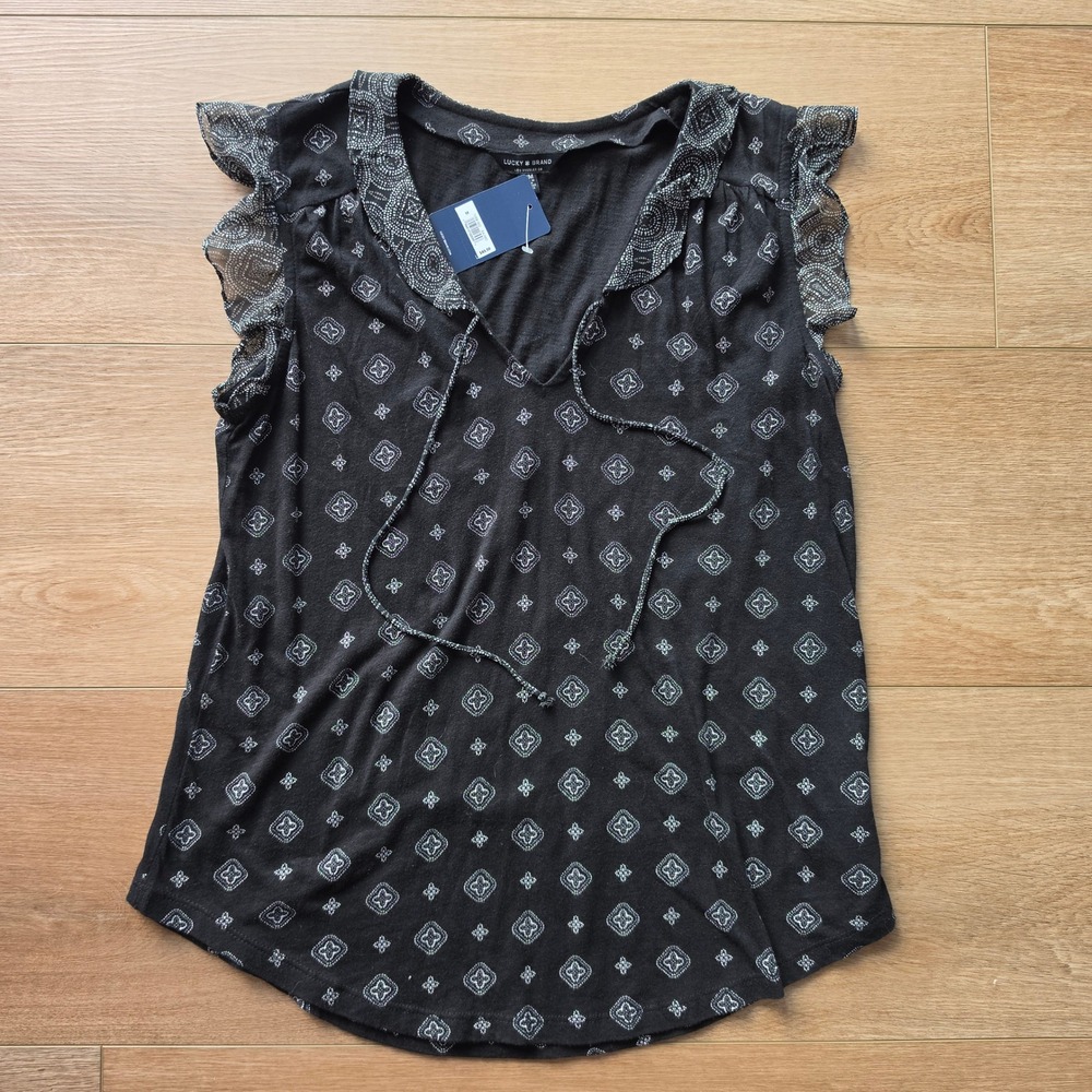 Lucky Brand Black Geometric Print Ruffle Cap Sleeve Tie Neck Blouse, medium